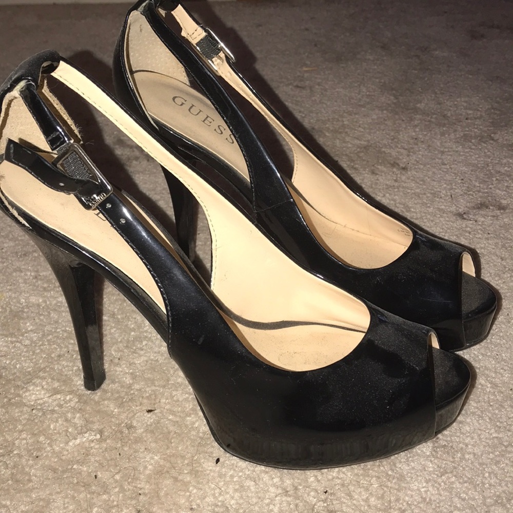 NEW Guess heels